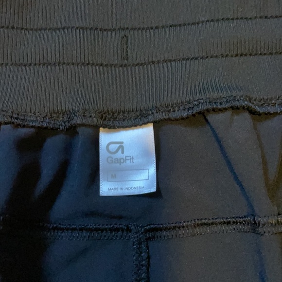 Gap Capri Althetic Pants - Picture 3 of 3